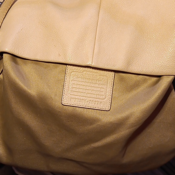 Coach Phoebe K138126224 Pebble Soft Leather Tan Bag Purse - Picture 6 of 12